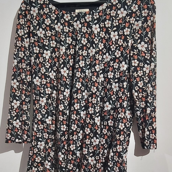 Floral tunic - Picture 3 of 4